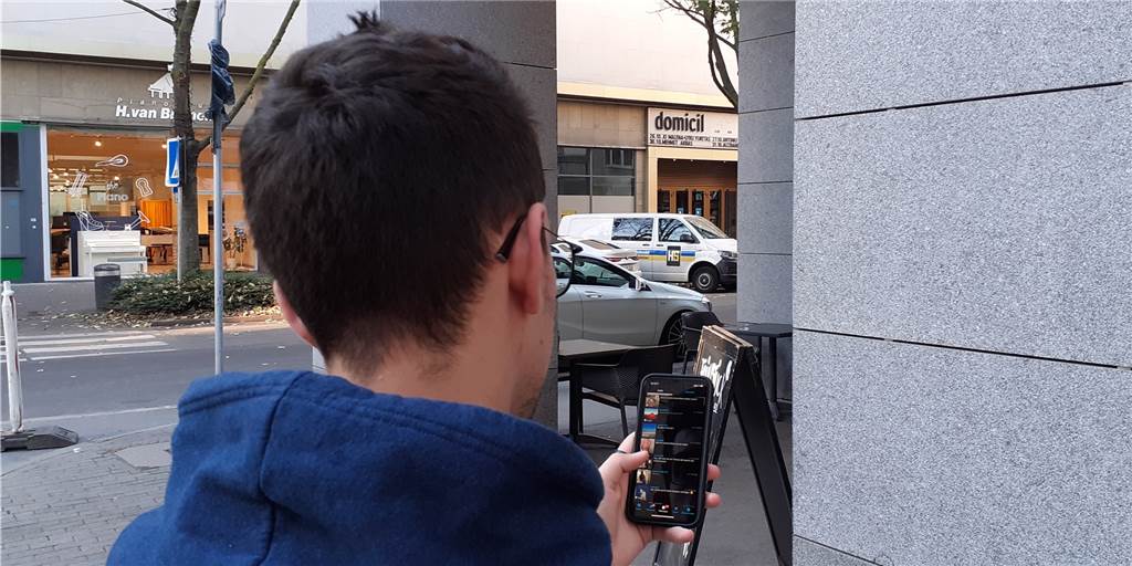 Auf die Suche nach dem perfekten Partner setzt Christopher Frisch auch auf Dating-Apps.