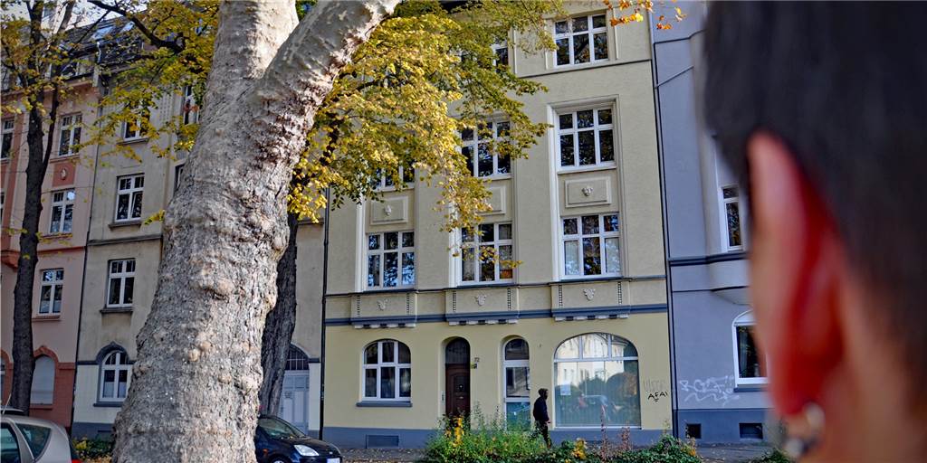 Terroristen hatten 50 mögliche Anschlagsziele in Dortmund im Visier In dem gelben Altbau an der Großen Heimstraße im Kreuzviertel lag eines der potenziellen Ziele des NSU in Dortmund, die ausgespäht wurden.