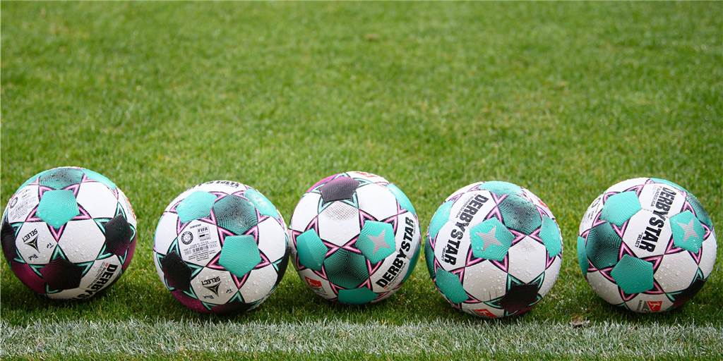 Dortmunder Kreisligist stellt Weichen und verlängert mit Trainerteam sowie 13 Spielern Dortmunder Kreisligist stellt Weichen und verlängert mit Trainerteam sowie 13 Spielern