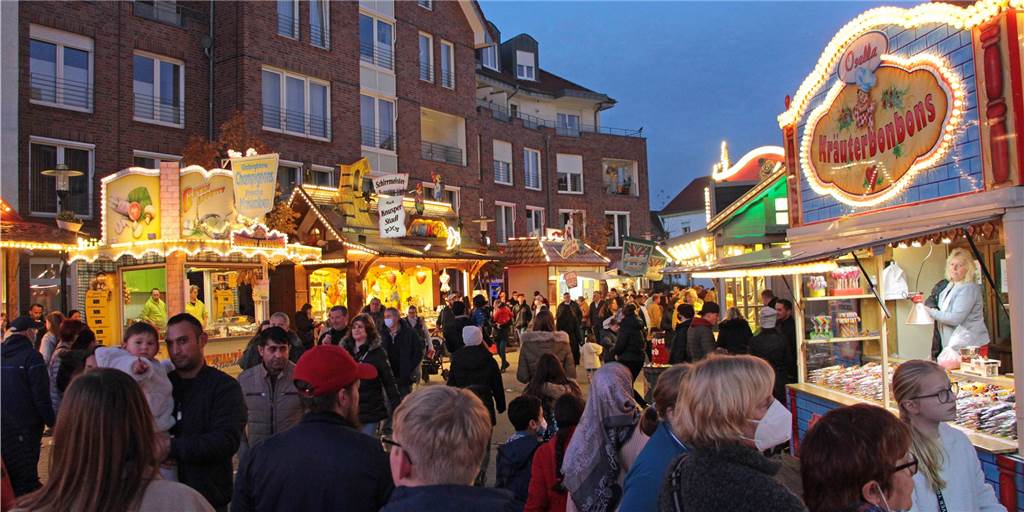 Sim-Jü als Infektionsherd? Welche Auswirkung hatte Kirmes in Werne auf Corona-Lage? Die Innenstadt war zu Sim-Jü vor allem am Wochenende gut gefüllt. Hat die Kirmes Auswirkungen auf die Corona-Lage?