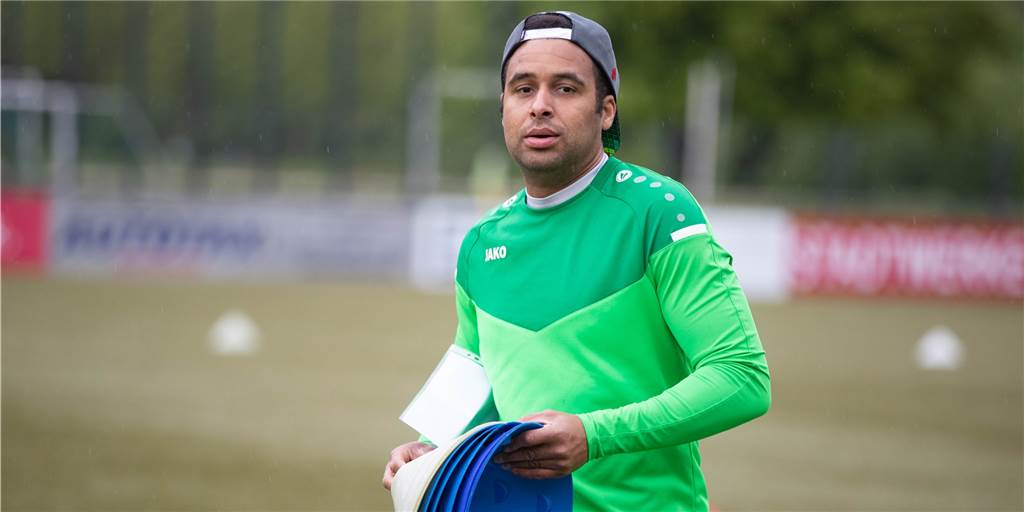Sanmi Ojo verlängert beim PSV Bork: „Mit Arbeit und Entwicklung sehr zufrieden“ Sanmi Ojo trainiert auch in der kommenden Saison den PSV Bork.
