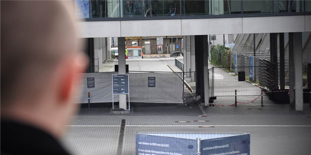 Nächste Sperrung: Westfalenhallen schließen Verbindungsweg an 13 Tagen Nächste Sperrung: Westfalenhallen schließen Verbindungsweg an 13 Tagen