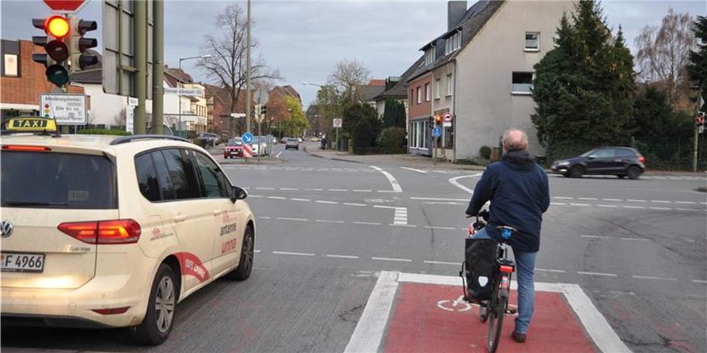 Neues NRW-Fahrradgesetz: ADFC sieht in Lünen weiterhin Schwachstellen Das Verhältnis von Auto- und Radverkehr ist ein zentrales Thema nicht nur im neuen Radverkehrsgesetz.