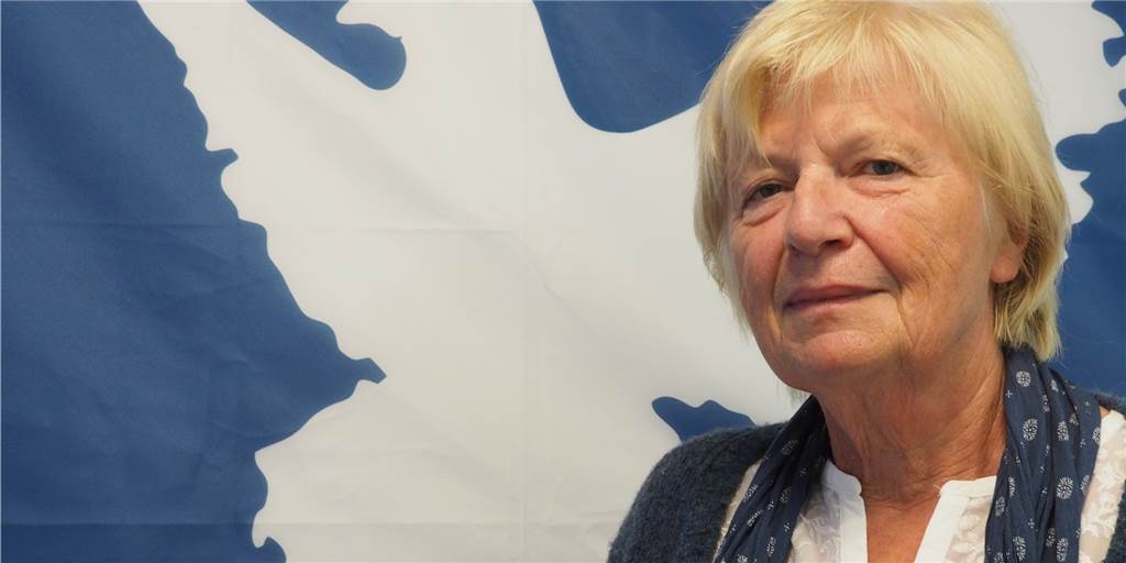 Notburga Henke im Interview: „Nach dem Grundgesetz sind doch alle gleich“ Die Grünen-Politikerin Notburga Henke ließ sich im September testen, bevor sie an einer Ratssitzung teilnahm. Nun fordert sie aber vertreten von einem Rechtsanwalt, Zutritt ohne Nachweis zu erhalten.