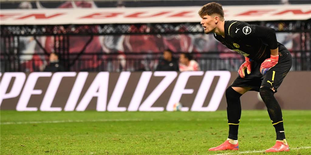 Hüftverletzung bei BVB-Torhüter Gregor Kobel: Kehl gibt leichte Entwarnung