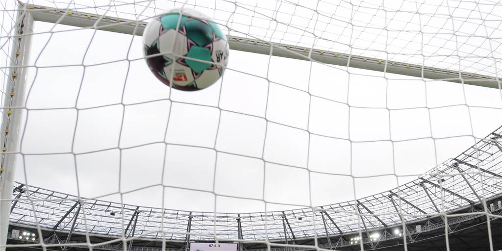 Dortmunder Stürmer-Routinier schießt acht Tore in einem Spiel – und peilt jetzt 50 Treffer an Ein Dortmunder Torjäger beförderte den Ball am Sonntag besonders häufig ins Netz.