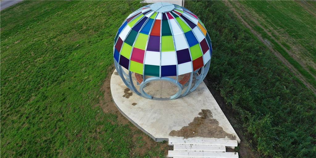 Glaskuppel im Auenpark: Empört euch, liebe Selmer. Aber woanders! Glaskuppel im Auenpark: Empört euch, liebe Selmer. Aber woanders!