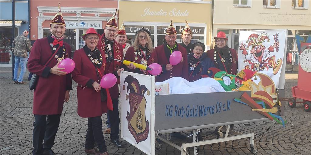 Mit Video: Karnevalsbeginn in Werne: Der Hoppeditz läutet die fünfte Jahreszeit ein Am 11.11. um 11.11 Uhr wird der Hoppeditz auf dem Werner Marktplatz geweckt.