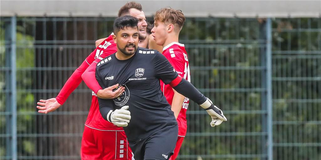 Vor dem Frohlinde-Spiel präsentiert Türkspor Dortmund neuen Trainer - Die Wahl überrascht Vor dem Frohlinde-Spiel präsentiert Türkspor Dortmund neuen Trainer - Die Wahl überrascht