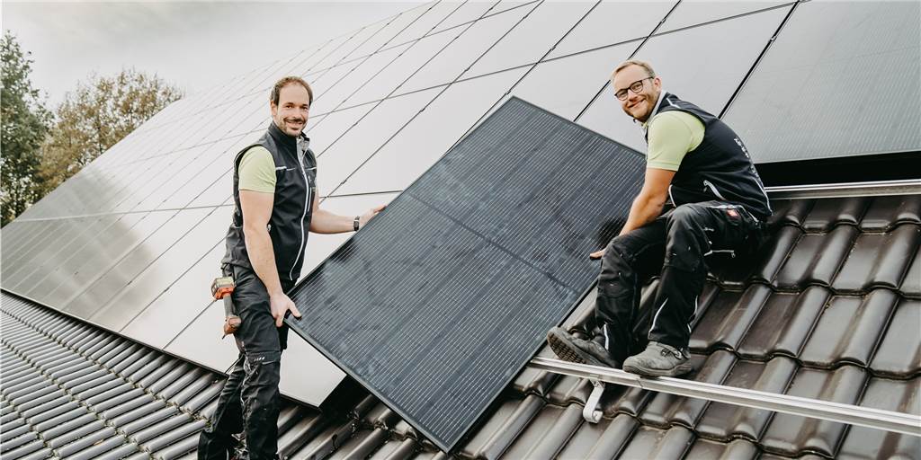 Vredener kündigen sichere Jobs, um PV-Anlagen als Gesamtlösung anzubieten Ralf (l.) und Nils Temminghoff haben sich selbstständig gemacht und wollen Photovoltaik-Anlagen als Gesamtlösung anbieten.