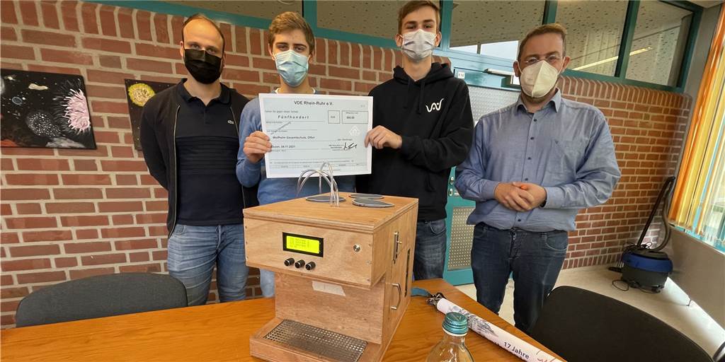 Olfener Gesamtschüler bauen besonderes Gerät und gewinnen damit Preis Olfener Gesamtschüler bauen besonderes Gerät und gewinnen damit Preis