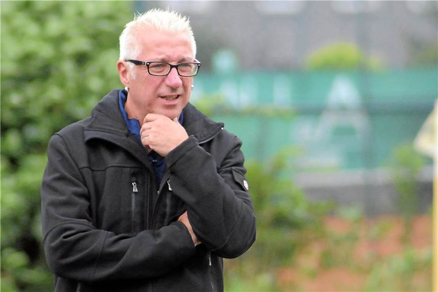 Der Weg zum Klubheim des VfB Habinghorst war tagelang blau und weiß Der Weg zum Klubheim des VfB Habinghorst war tagelang blau und weiß