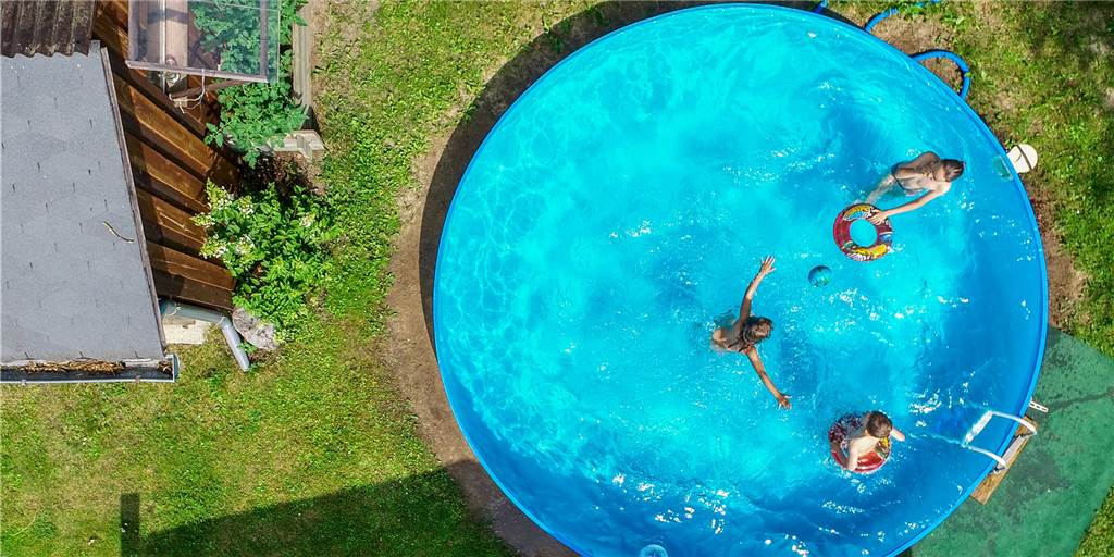 Pool-Boom bleibt aus - dafür neuer Heimwerker-Trend in Werne zu erkennen Wer nicht verreisen kann oder möchte, der holt sich mit einem Pool ein Stück Urlaub in den eigenen Garten. In Werne ist die Nachfrage nach Pools allerdings noch sehr verhalten.