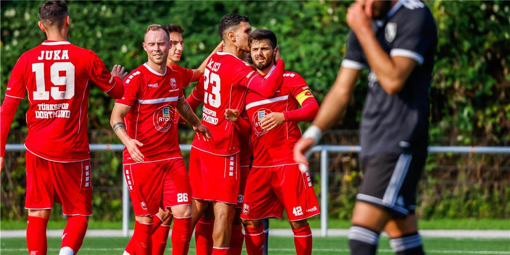 Türkspor-Leistungsträger fehlt dem Klub wieder mehrere Wochen – Knie-OP sorgt für Ausfall Türkspor-Leistungsträger fehlt dem Klub wieder mehrere Wochen – Knie-OP sorgt für Ausfall