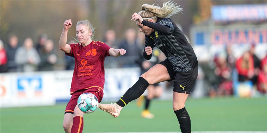 Premiere: Erste Spielerin aus Westfalen schießt ein Tor gegen die BVB-Frauen Normalerweise schießt Borussia Dortmund die Tore – jetzt musste der BVB einen seltenen Gegentreffer hinnehmen.