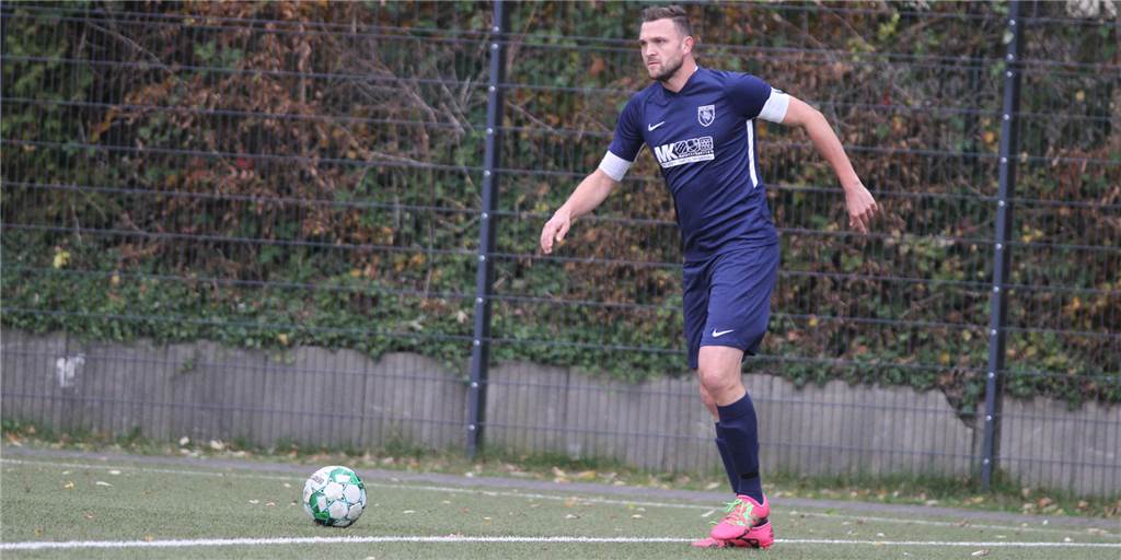 Auch der Kapitän bleibt beim PSV Bork – „Habe maximal noch nach einer Tankfüllung gefragt“ Nils Bauer verlängerte genau wie 21 andere Spieler beim PSV Bork.