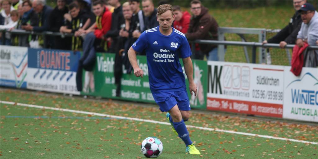 SV Südkirchen zeigt „mit Abstand das beste Spiel“ dieser Saison, aber es gibt einen Schockmoment Julian Rohlmann erzielte den vierten Treffer für den SV Südkirchen.