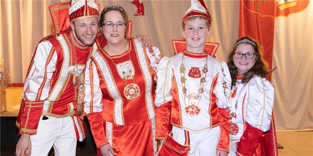 Die jüngst vorgestellten Prinzenpaare hatten sich bereits auf einen großen Auftritt am Samstag gefreut. Nun sagte der KFK-Vorstand die Prinzenproklamation aber ab, das Risiko sei angesichts der angespannten Coronalage zu hoch. 