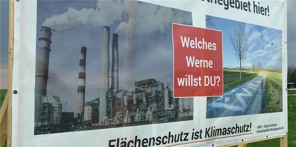 Rauchende Schlote oder grüne Oase - beim Industriegebiet werden alle getäuscht So könnte das geplante Industriegebiet in den Augen der Gegner aussehen.