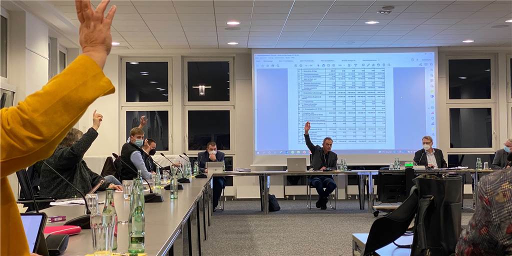 Mehr Geld für PV-Anlagen und nachhaltige Mobilität in Ascheberg Im Nachhaltigkeits- und Mobilitätsausschuss (NMA) wurden am Dienstag (23. November) noch einige Änderungen am Haushaltsentwurf für 2022 vorgenommen.