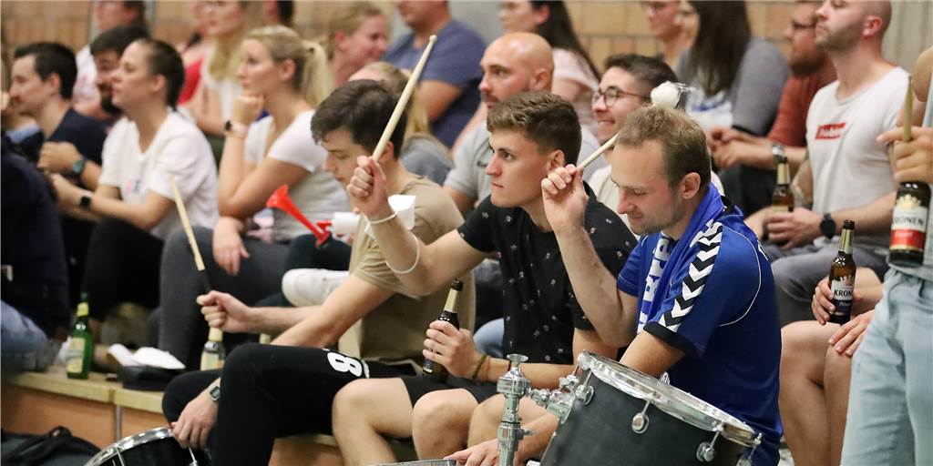 Dortmunder Amateurverein arbeitet seit über zwei Wochen mit 2G und hat keine Probleme Ein Dortmunder Amateurverein setzt bereits seit über zwei Wochen teilweise die 2G-Regel um.