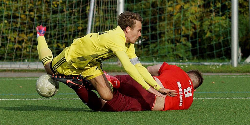 Der FC TuRa Bergkamen möchte am Freitragabend nicht zu Fall kommen, wenn es gegen den SV Bausenhagen geht. Das Spiel gibt es hier im Livestream. 