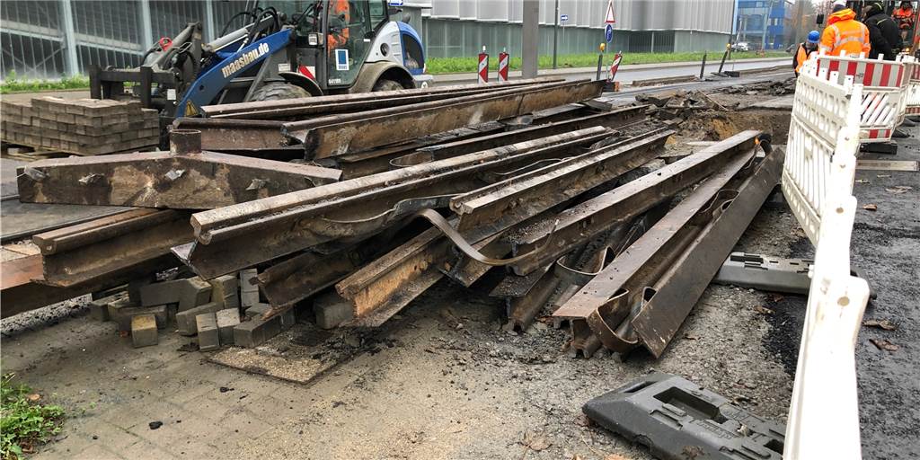 Verzögerung der Großbaustelle zwischen Brackel und Asseln ist bitter Auf dem Hellweg zwischen Brackel und Asseln wird gebaut - und das noch etwas länger