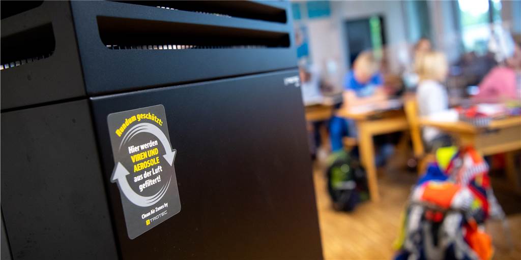 Luftfilter in den Schulen: Für die schnelle Lösung ist es nun zu spät Luftfilter in den Schulen: Für die schnelle Lösung ist es nun zu spät