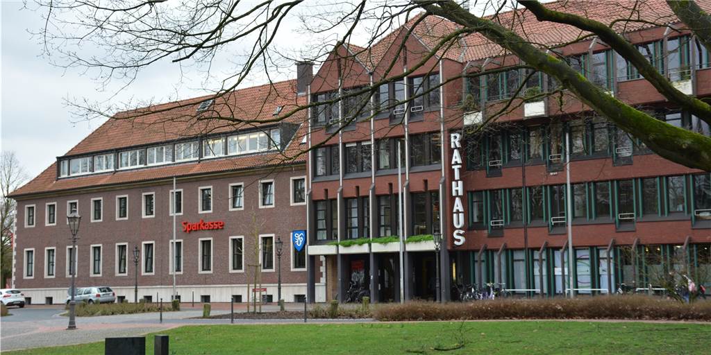 3G am Arbeitsplatz: Wie groß ist der Aufwand bei Halterner Arbeitgebern? Bei Stadtverwaltung und Sparkasse sind nur noch wenige Mitarbeiter nicht geimpft. Die Stadt bietet zweimal pro Wochen selbst Testungen an.