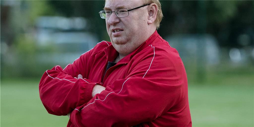 Spielabbruch bei Hullern-Spiel: Recklinghäuser brennen die Sicherungen durch Christoph Bafs-Dudzik und der SV Hullern führten kurz vor Schluss gegen den FC 96 Recklinghausen III mit 3:0, als die Partie abgebrochen wurde.