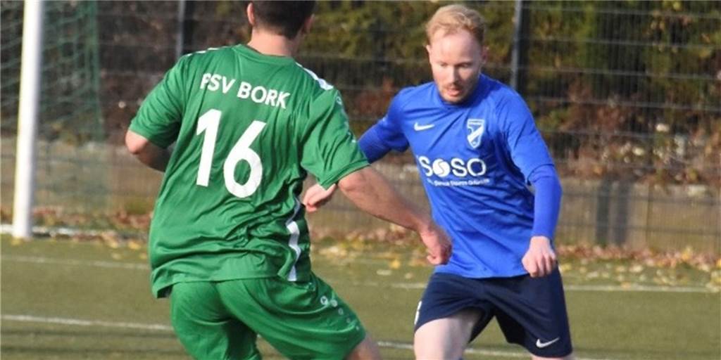 Später Nackenschlag für den TuS Niederaden: PSV Bork gewinnt das Spitzenspiel Fabian Kowalski und der TuS Niederaden gingen gegen den PSV Bork als Verlierer vom Platz.