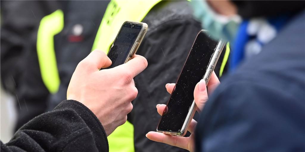 2G-Regel lässt Kader schrumpfen: Kreisligist sagt Spiel ab - Konkurrent verliert durch Nicht-Antritt 2G-Regel lässt Kader schrumpfen: Kreisligist sagt Spiel ab - Konkurrent verliert durch Nicht-Antritt