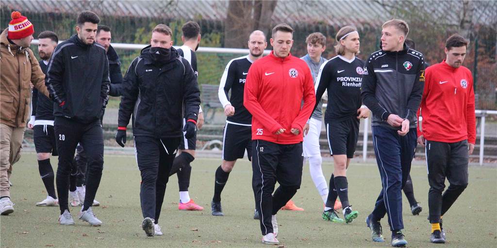 SSV Mühlhausen wollte VfR Sölde verwirren - doch der Aufstellungs-Trick scheitert SSV Mühlhausen wollte VfR Sölde verwirren - doch der Aufstellungs-Trick scheitert