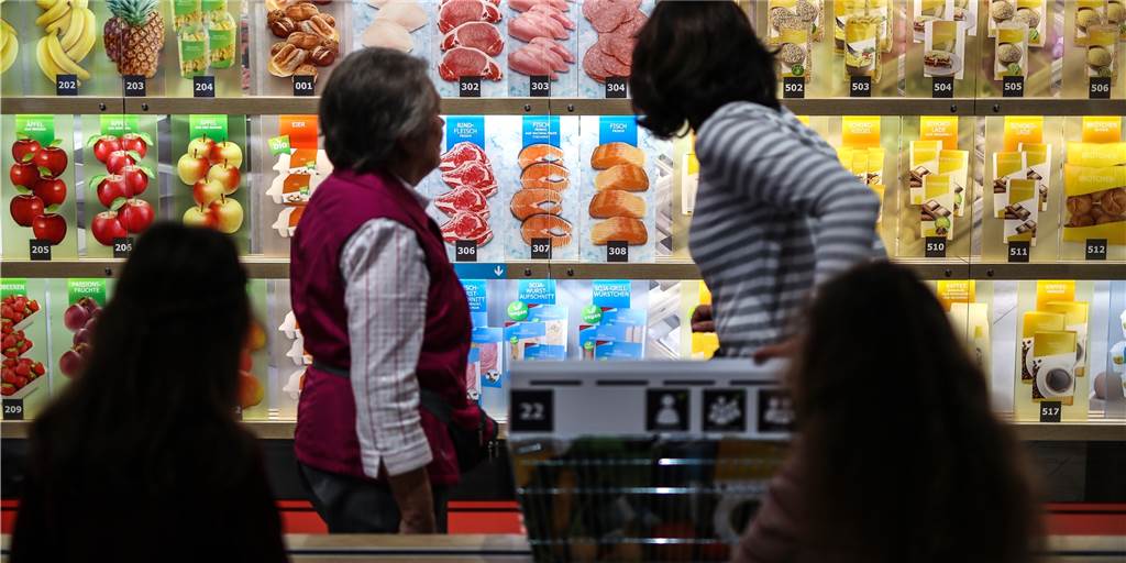 Mehr Gemüse statt Fleisch – Dortmund will auch die Ernährungswende Wenn Dortmunder ihre Ernährung umstellen und weniger Lebensmittel in den Müll werfen würden, wäre Dortmund schon einen Schritt weiter auf dem Weg zur Klimaneutralität.