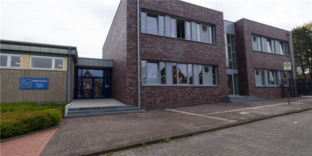 Brigidenschule: Mann spricht angeblich Schüler an – Polizei ermittelt Ein Junge soll am Montagnachmittag vor der Brigidenschule angesprochen worden sein.