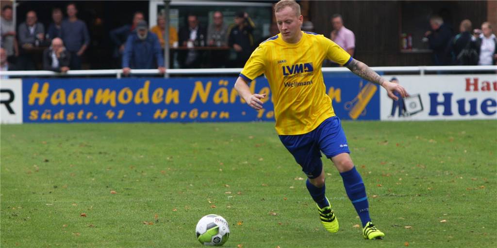 Mann mit Landesliga-Kaliber: Dennis Idczak schließt sich ambitioniertem Bezirksligisten an Dennis Idczak - hier noch im Trikot des SV Herbern - schließt sich ab sofort einem heimischen Bezirksligisten mit großen Ambitionen an.