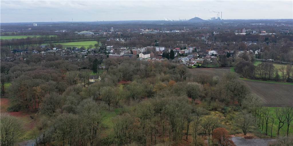 Was wird bloß aus dem Freibadgelände? Wenn man das mal wüsste Freibadgelände an der Bismarckstraße: viel Spielraum für Ideen und Investoren.