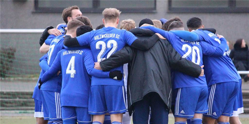 Weitschuss-Knaller sichert Holzwickedes U23 einen Zähler Die Entschlossenheit hat gesiegt: Der Holzwickeder SC U23 punktete am Sonntag in Aplerbeck.
