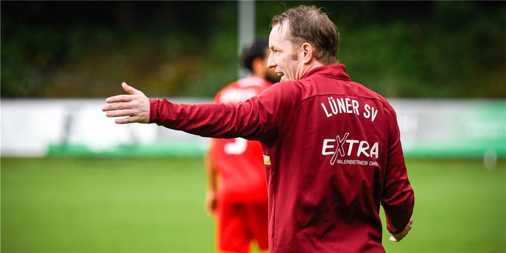 Lüner SV mit dritter Pleite in Serie: „Es fehlt letztlich auch an der Qualität“ LSV-Trainer Axel Schmeing haderte nach dem Spiel beim SV Mesum auch mit der Einstellung seiner Mannschaft.