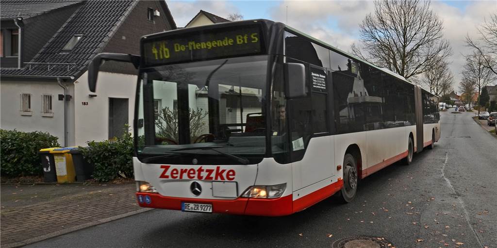 Bus fährt nur in eine Richtung: Anwohner in Sorge um ihre Einkäufe Die Busse der Linie 476 fahren ab Mittwoch nicht über die Siegenstraße in Richtung Mengede. Sechs Haltestellen entfallen für zwei Wochen.