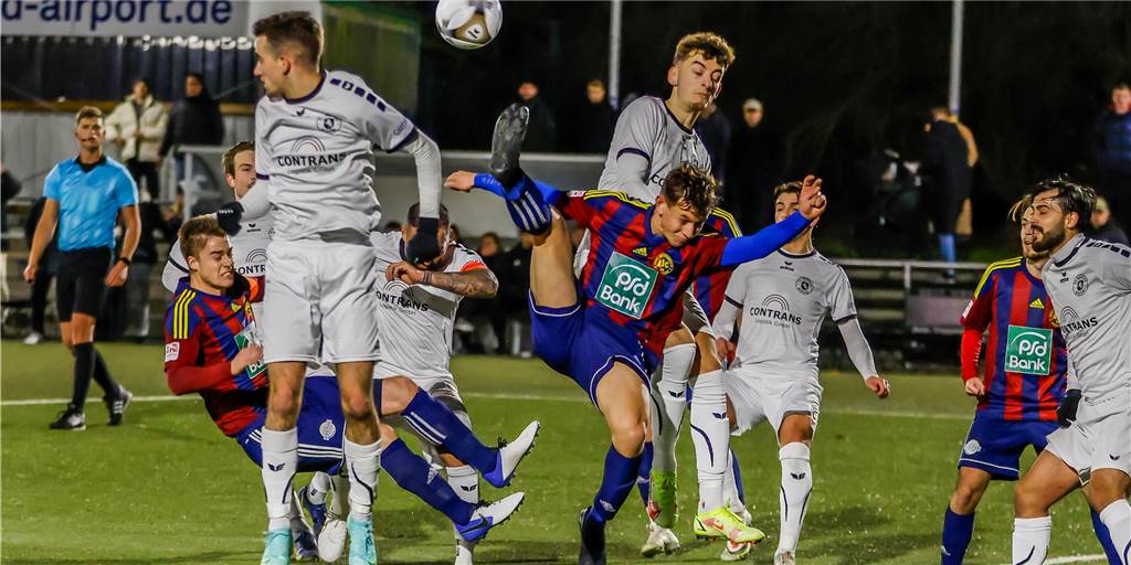 Top-Spiel im Kreispokal: Der zweite Anzug passt dem ASC zumindest im Pokal gut Wickede und ASC schenkten sich nichts im Pokal.