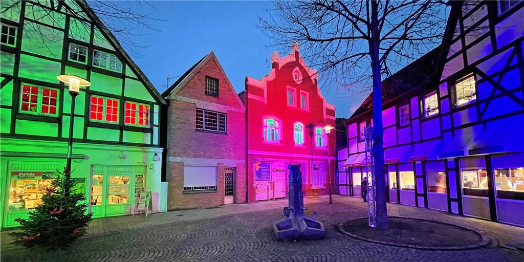 Viele Fotos: Werne leuchtet abends in allen Regenbogenfarben Viele Fotos: Werne leuchtet abends in allen Regenbogenfarben