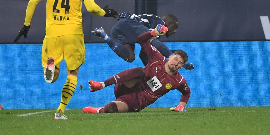 BVB-Einzelkritik: Bitteres Derby für Kobel - Bellingham treibt unermüdlich an BVB-Einzelkritik: Bitteres Derby für Kobel - Bellingham treibt unermüdlich an