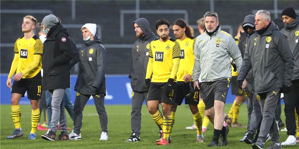 BVB-U23 zieht positives Hinrundenfazit trotz Niederlage - dennoch gibt es Optimierungsbedarf BVB-U23 zieht positives Hinrundenfazit trotz Niederlage - dennoch gibt es Optimierungsbedarf
