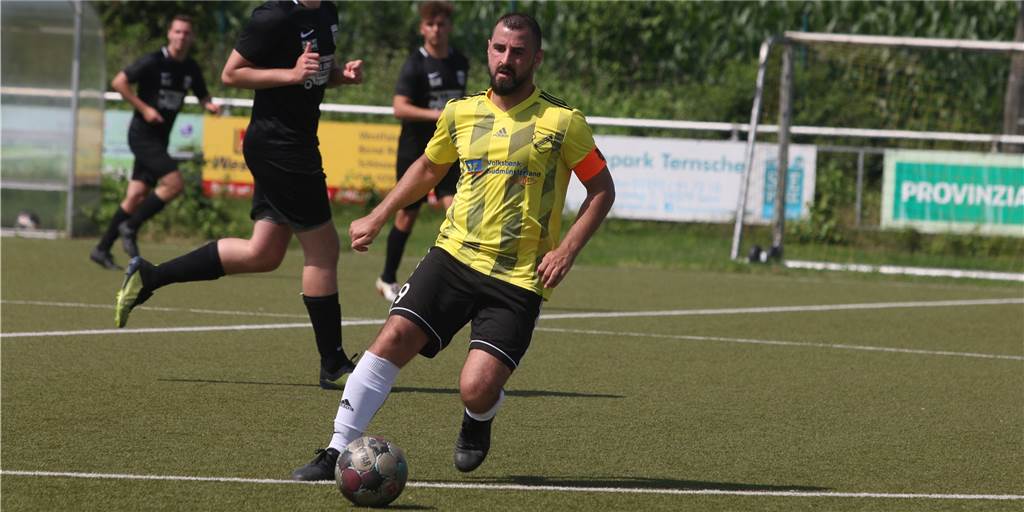 Wie bei Dortmund gegen Bochum – Westfalia Vinnum trifft einfach das gegnerische Tor nicht Fatih Cengiz traf für Westfalia Vinnum, doch das Tor reichte nicht zum Sieg.
