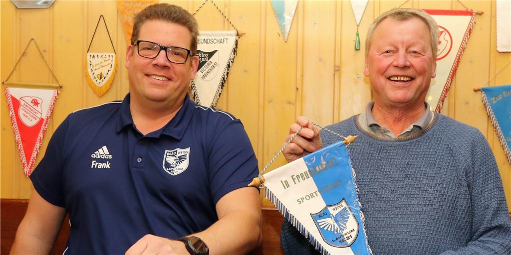 Auszeichnung fürs Ehrenamt: Lavesums Frank Hovenjürgen im Porträt Kann sich seit vielen Jahren und in zahlreichen Bereichen auf Frank Hovenjürgen (l.) verlassen. Albert Gerding, Vorsitzender von BW Lavesum.