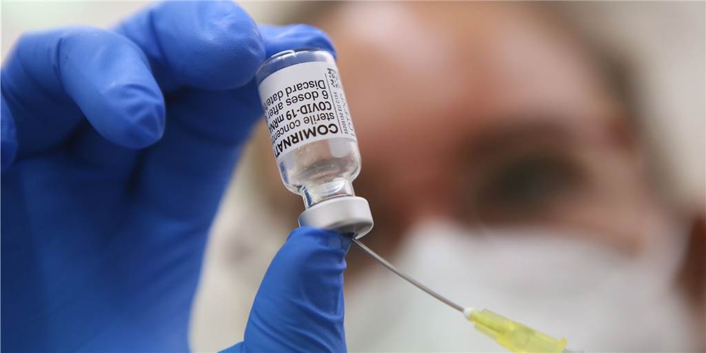 Geringe Nachfrage: Gemeinde sagt Impfaktion ab – und forscht nach Gründen Auf die Euphorie folgte ein wenig Ernüchterung: Nur rund ein Drittel der möglichen Impftermine waren am vergangenen Samstag für die zweite Impfaktion der Gemeinde Südlohn gebucht worden. Darauf hat man nun reagiert.