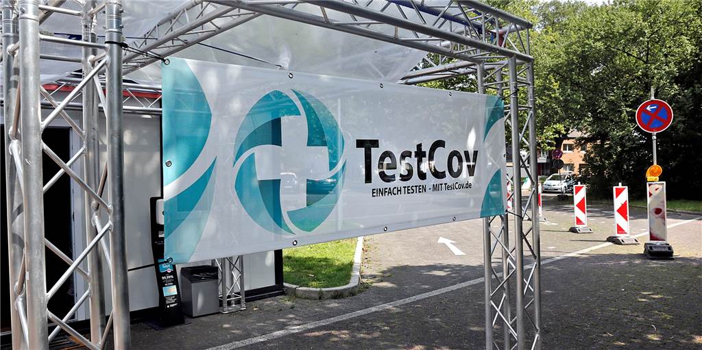 Einbrüche in Corona-Testzentren häufen sich - auch Haltern ist betroffen In das Testzentrum an der Seestadthalle wurde eingebrochen.