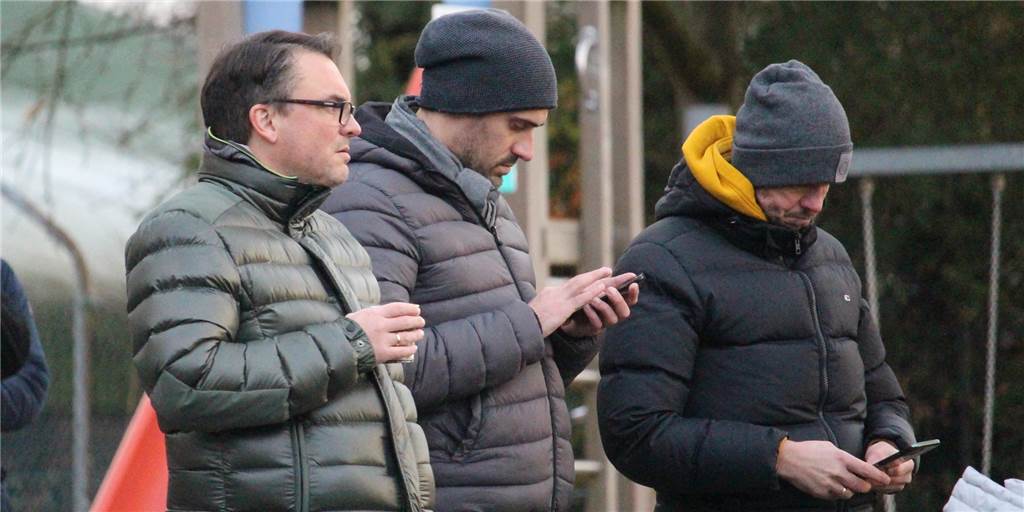 Drängende Fragen beim Holzwickeder SC - Hartlieb: „Der Trainer steht nicht zur Diskussion“ Drängende Fragen beim Holzwickeder SC - Hartlieb: „Der Trainer steht nicht zur Diskussion“
