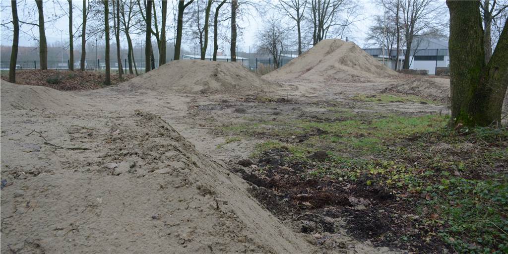 Der Bike Park ist fertig – allerletzte Arbeiten stehen im Frühjahr an Der Rundkurs beginnt auf dem Starthügel.
